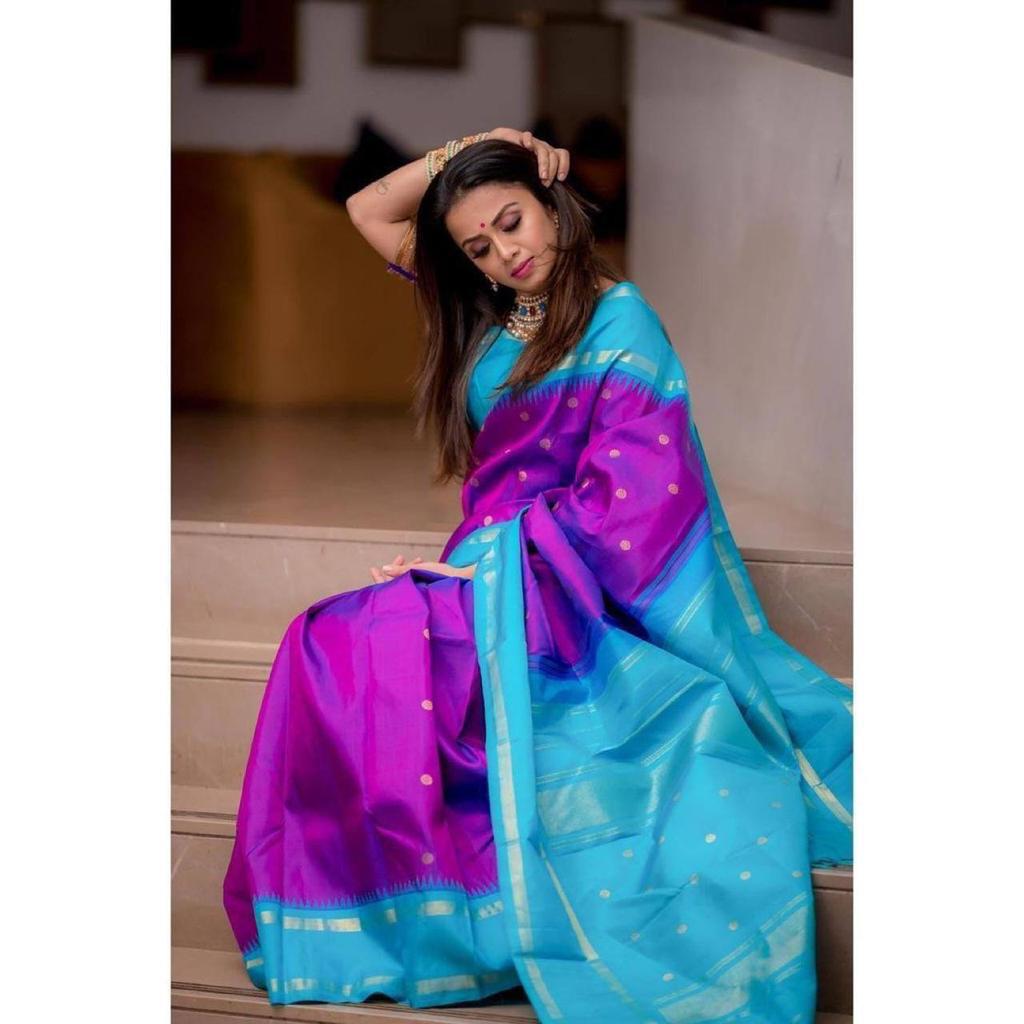 Stunning Kanjivaram Silk Saree for Women - Vibrant Purple and Blue Sari with Blouse Piece - 5.5 Mtr Party Wear for Festivals and Weddings