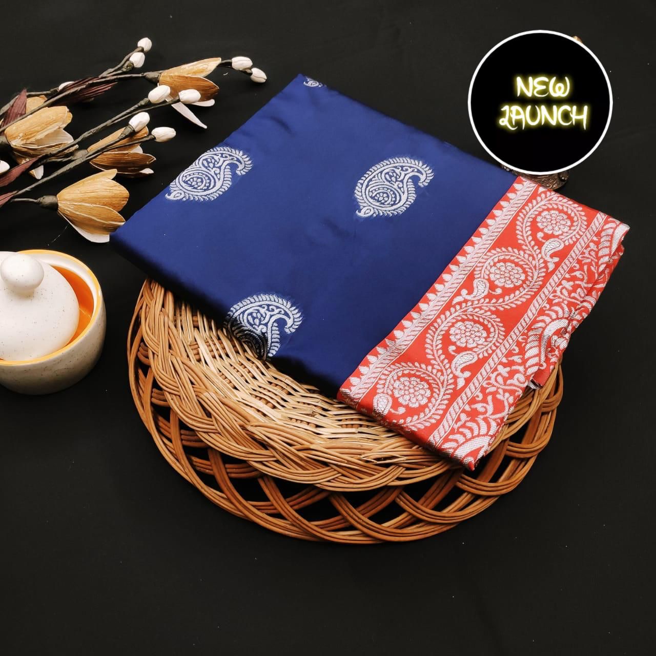 Sophisticated Kanjivaram Silk Saree for Women - Elegant Navy Blue Sari with Blouse Piece - 5.5 Mtr Party Wear for Festivals and Weddings