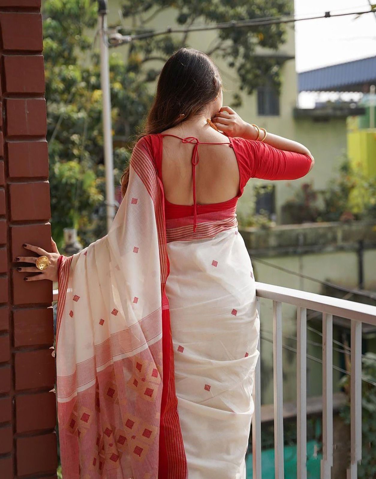 Handwoven Off-White Cotton Sari with Red Temple Border & Geometric Pallu | Bengali Traditional Saree for Women | Soft Cotton Saree with Blouse Piece